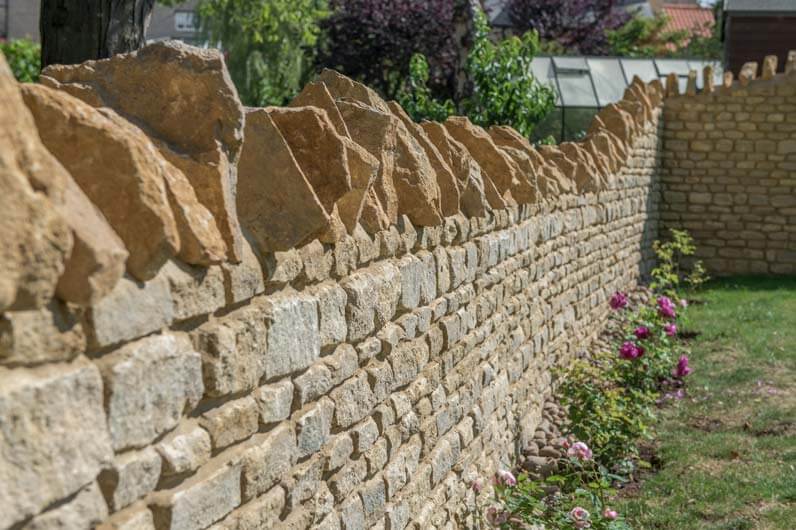 limestone wall capping